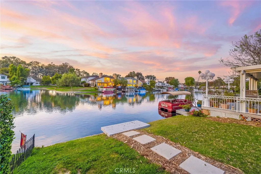 22706 Wood Lake Lane