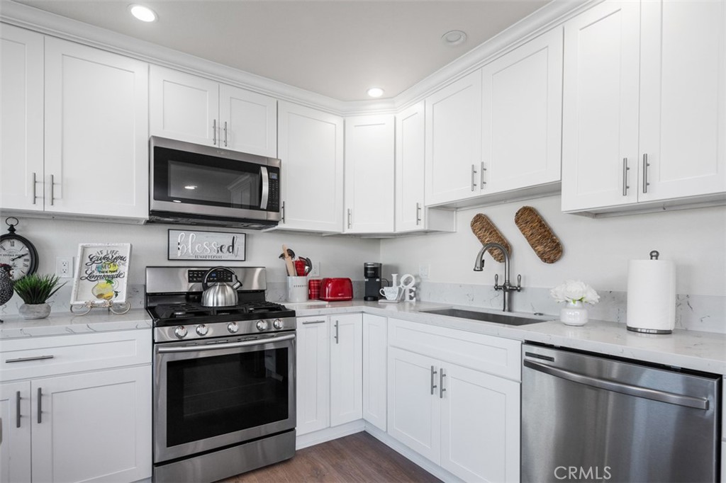 33831 El Encanto Avenue C