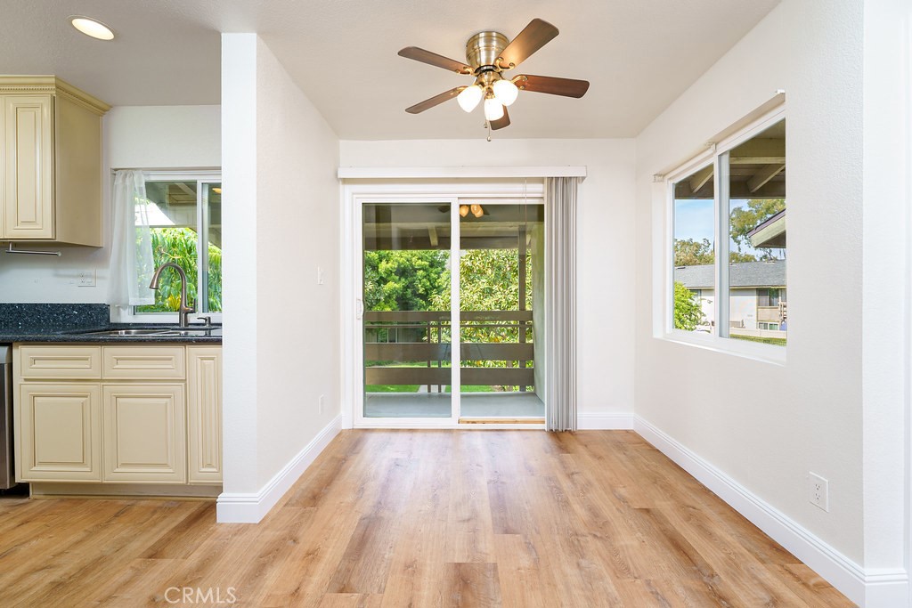 23732 Hillhurst Drive 38