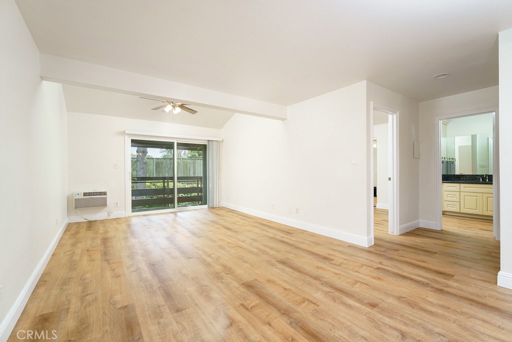 23732 Hillhurst Drive 38