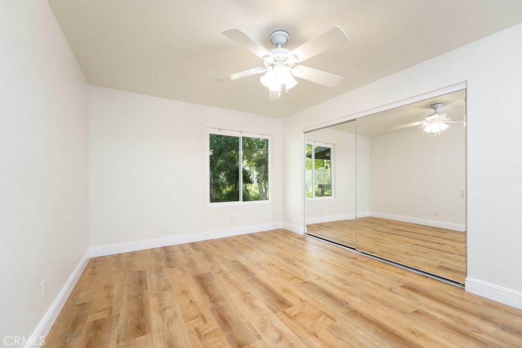 23732 Hillhurst Drive 38