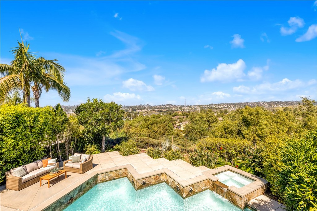 53 Flintridge