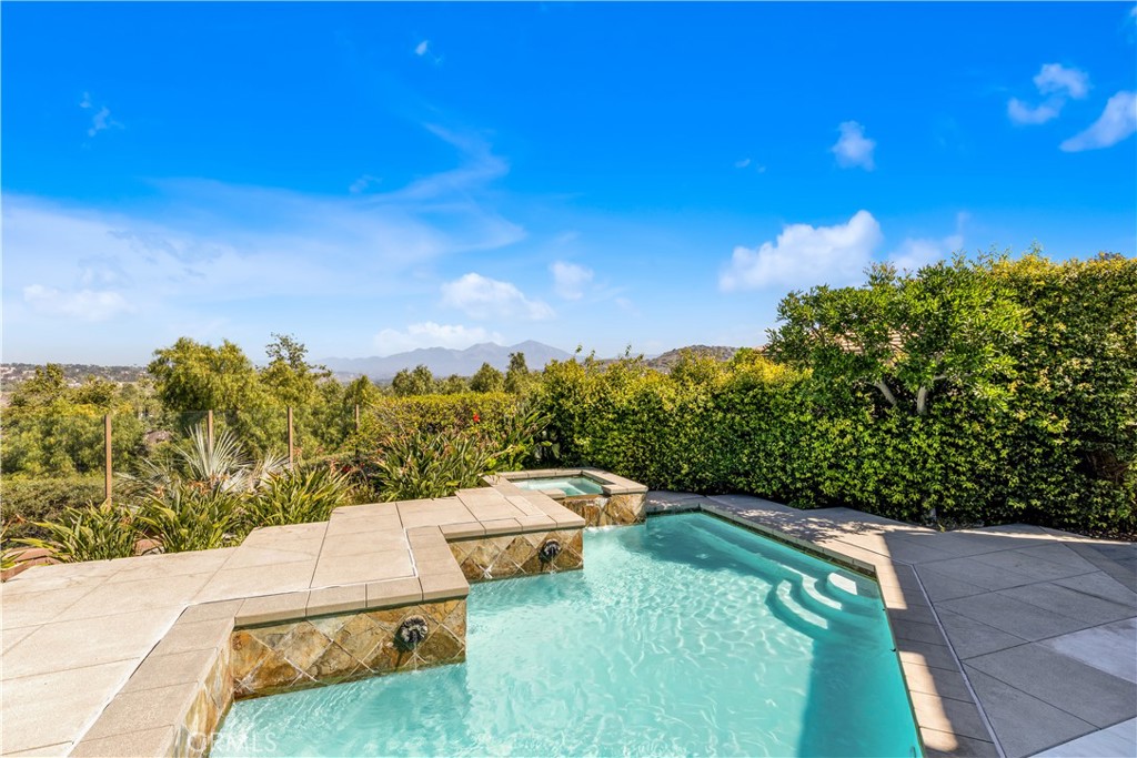 53 Flintridge