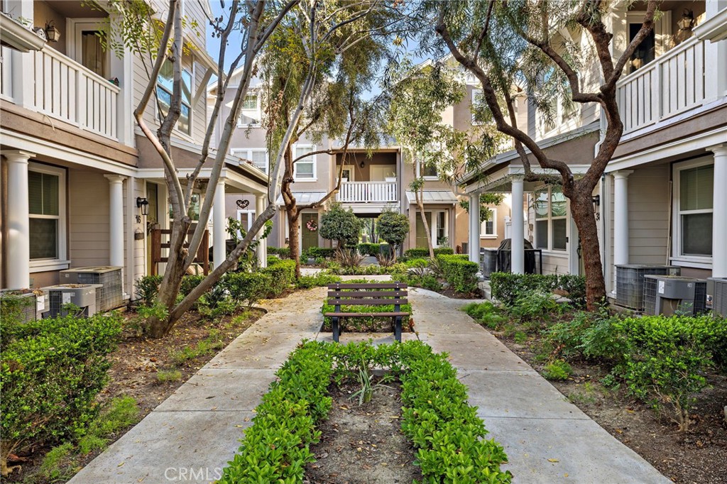 36 Valmont