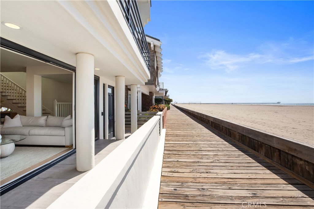 5537 E Seaside Walk