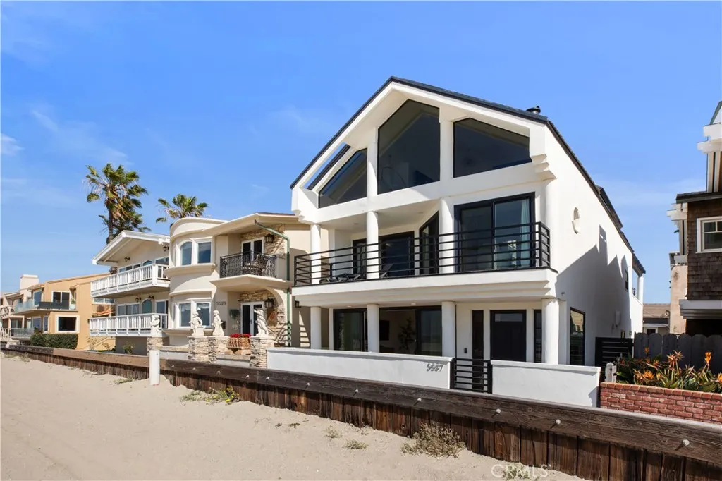 5537 E Seaside Walk