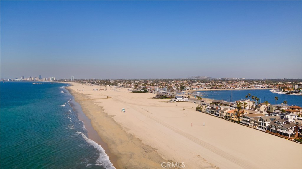 5537 E Seaside Walk