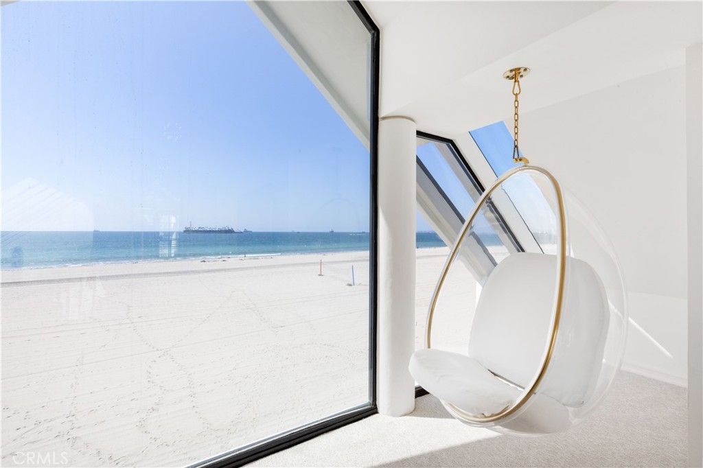 5537 E Seaside Walk