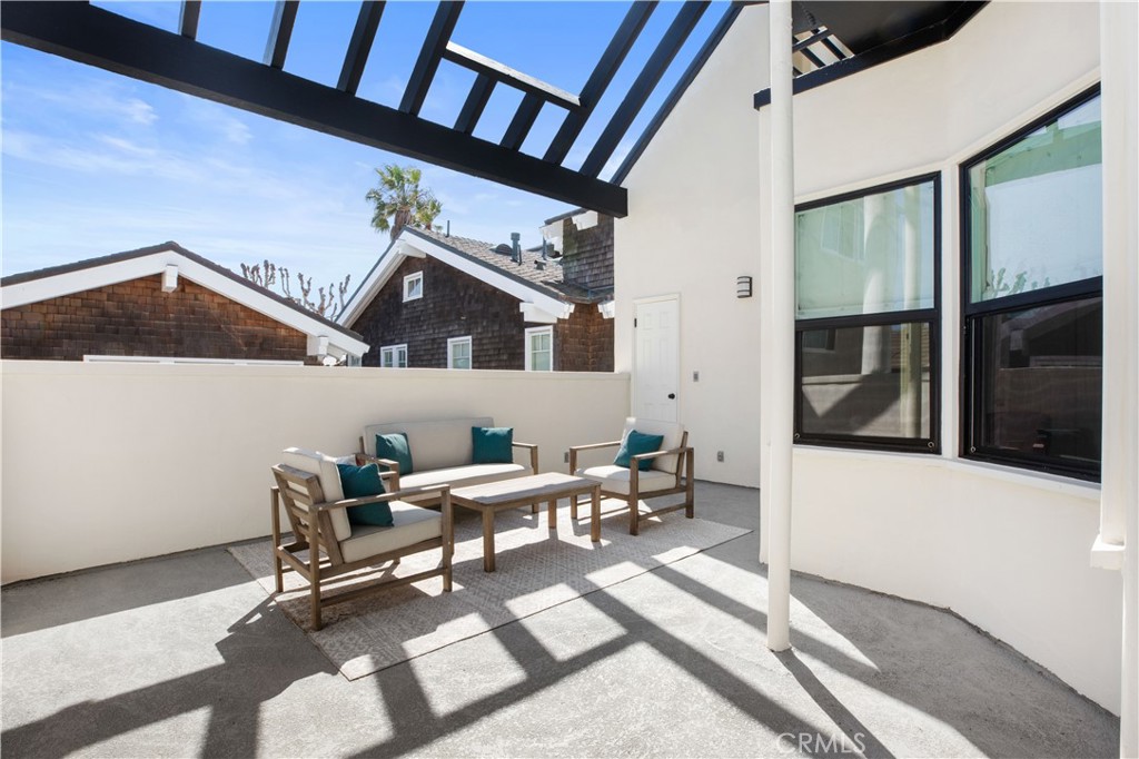 5537 E Seaside Walk
