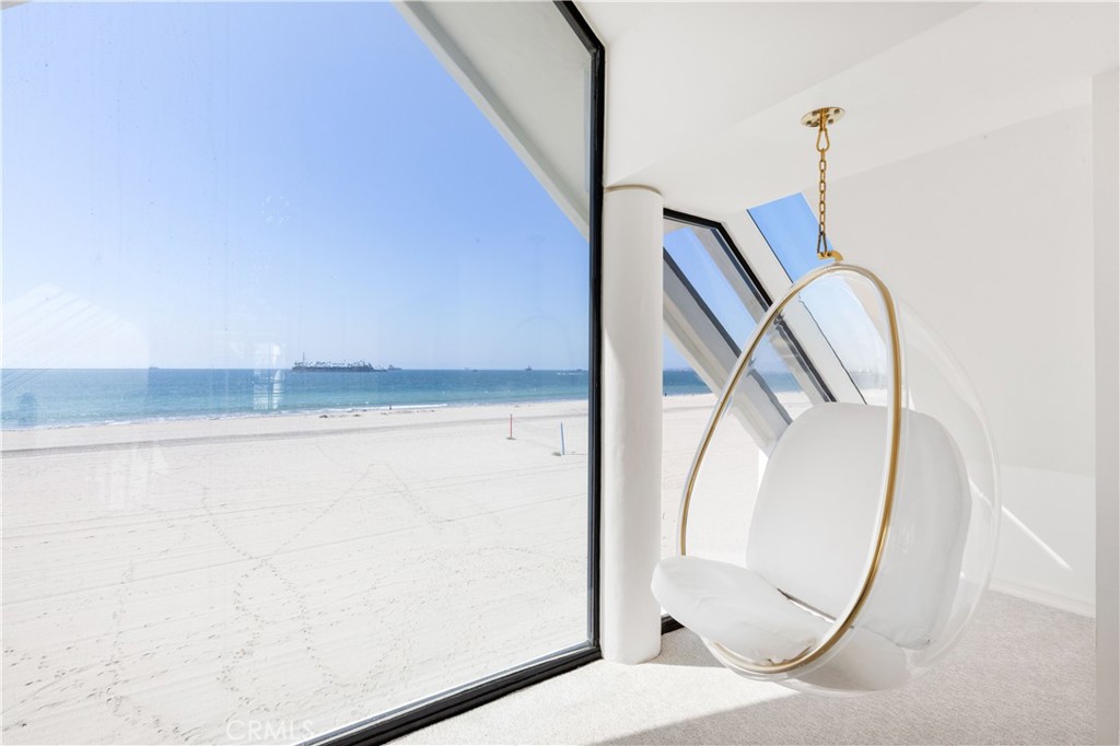 5537 E Seaside Walk