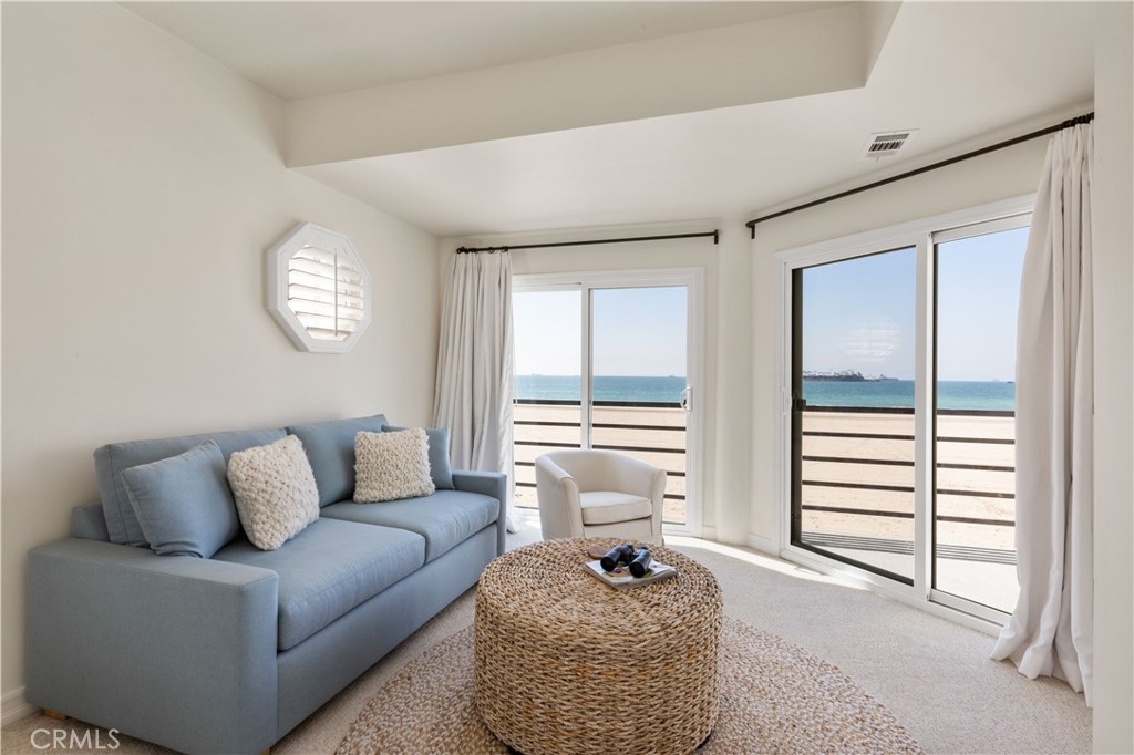 5537 E Seaside Walk