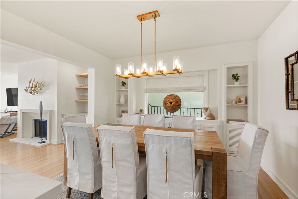 5537 E Seaside Walk