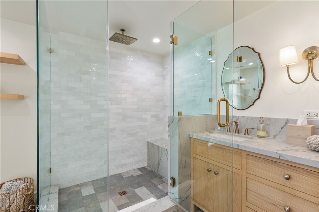 5537 E Seaside Walk