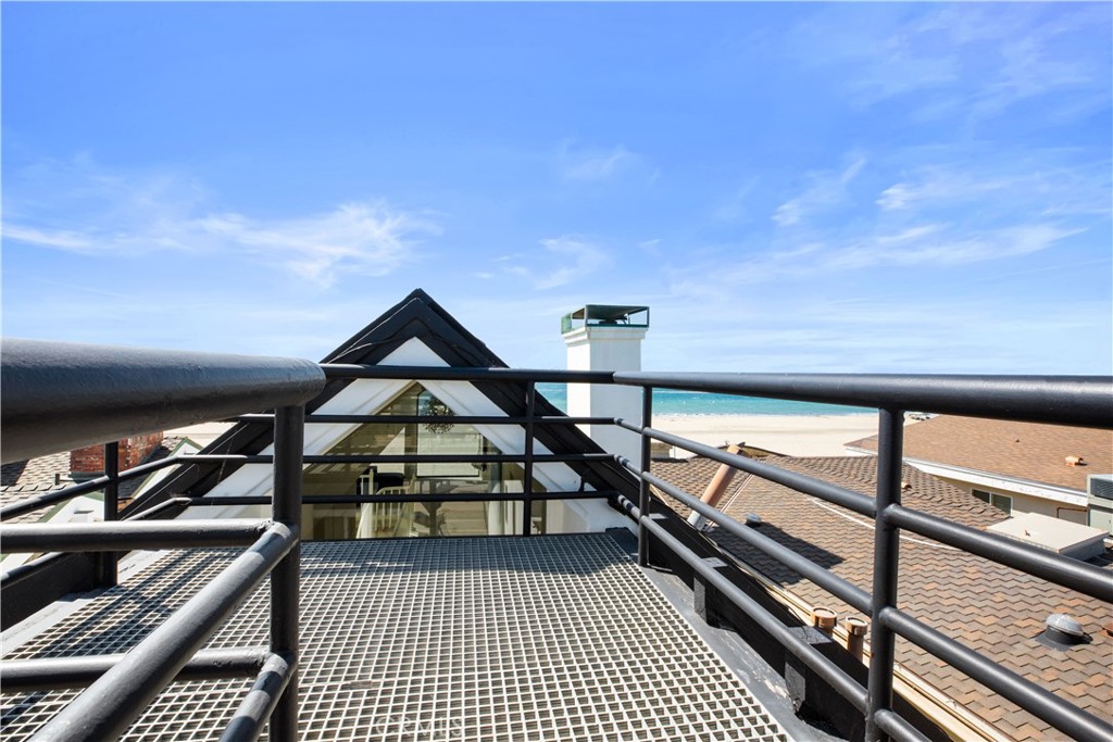 5537 E Seaside Walk