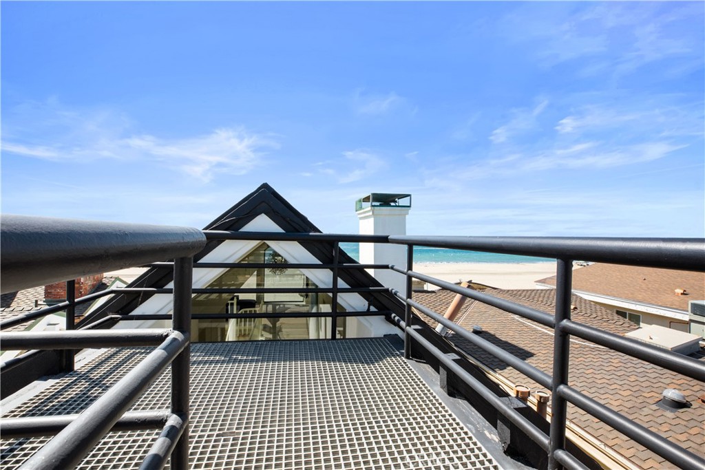 5537 E Seaside Walk