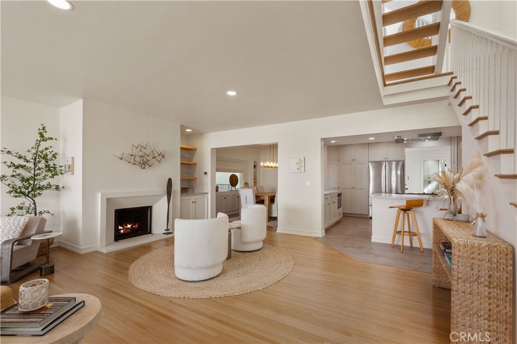 5537 E Seaside Walk