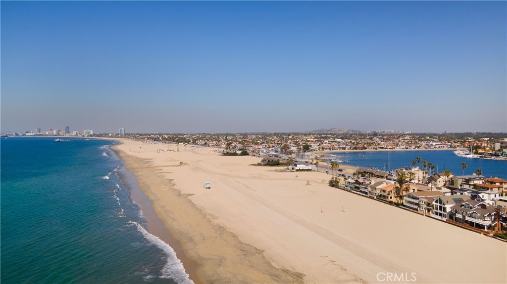5537 E Seaside Walk
