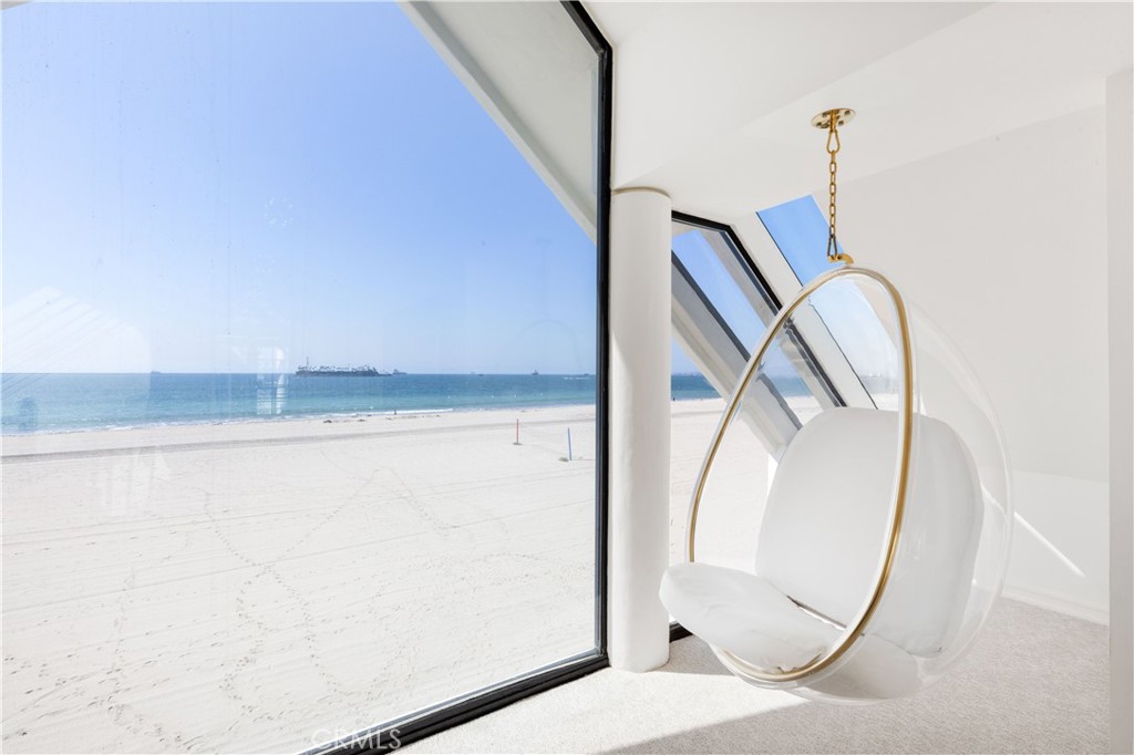 5537 E Seaside Walk