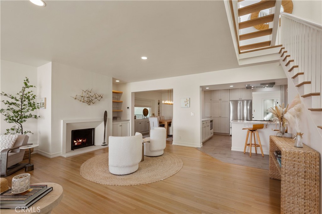 5537 E Seaside Walk