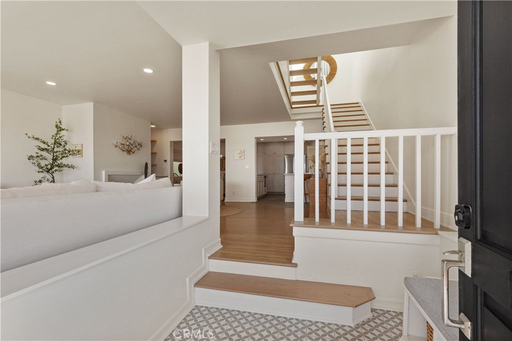 5537 E Seaside Walk
