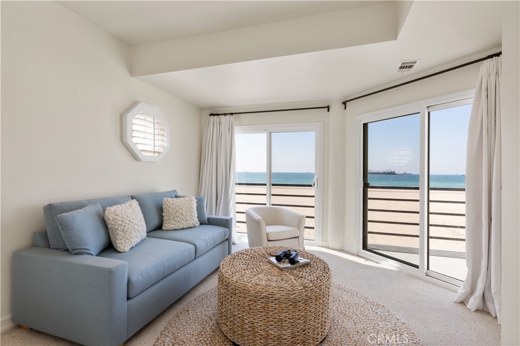 5537 E Seaside Walk