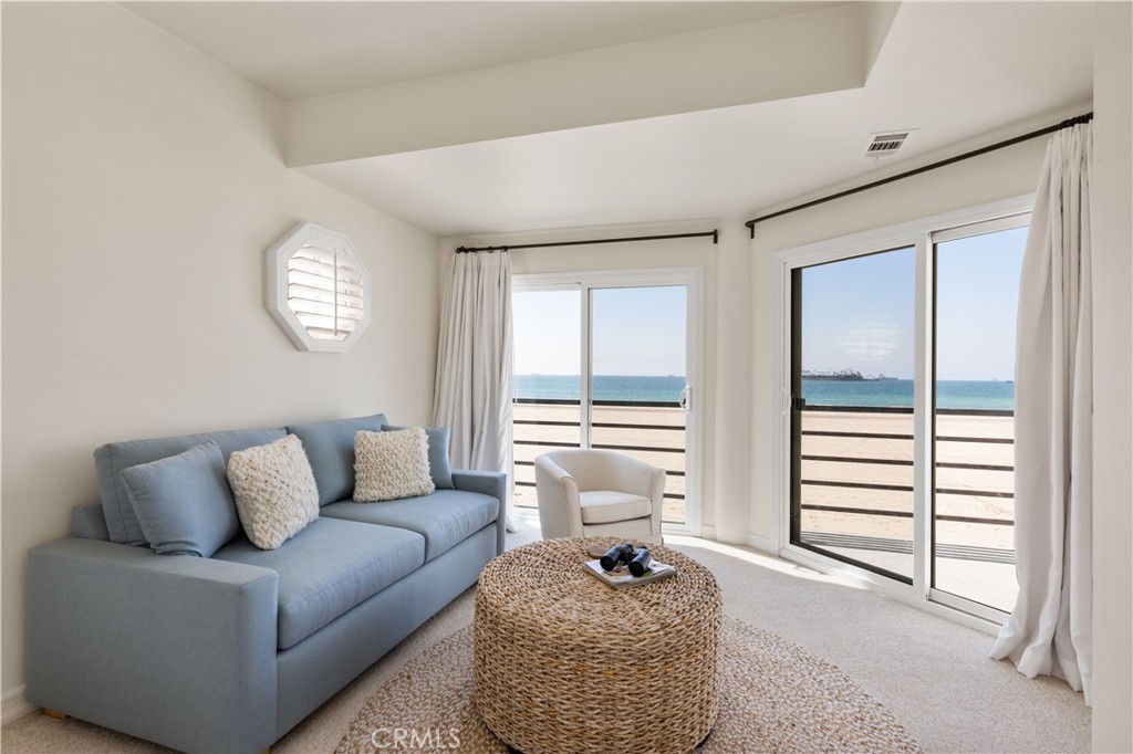 5537 E Seaside Walk