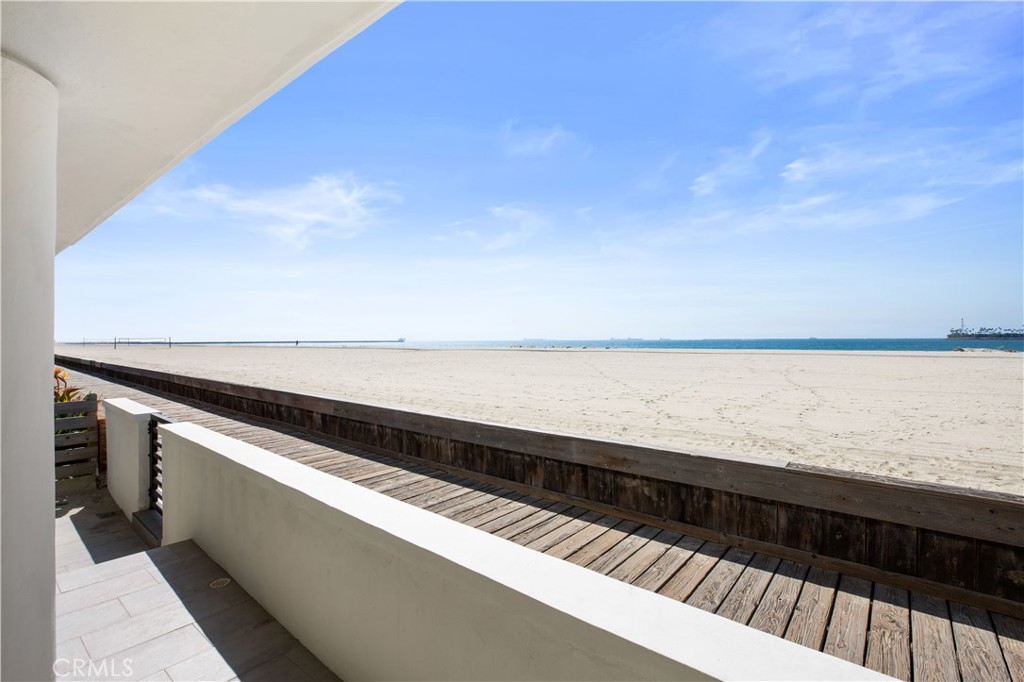 5537 E Seaside Walk