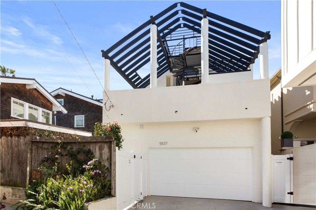5537 E Seaside Walk