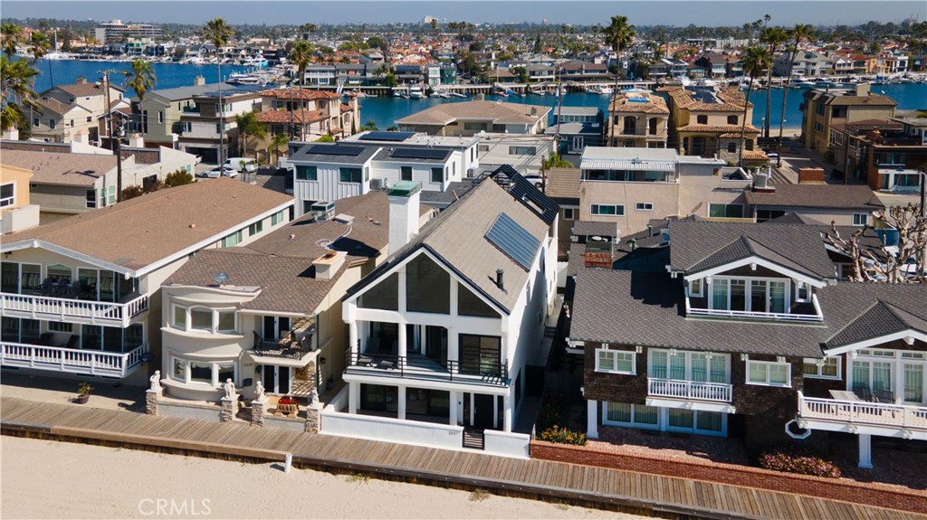 5537 E Seaside Walk