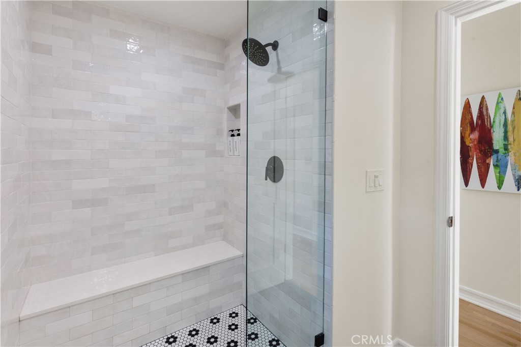 5537 E Seaside Walk