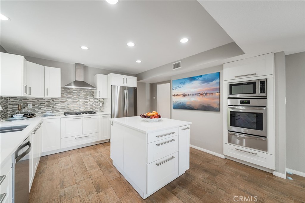 25262 Brigantine Drive