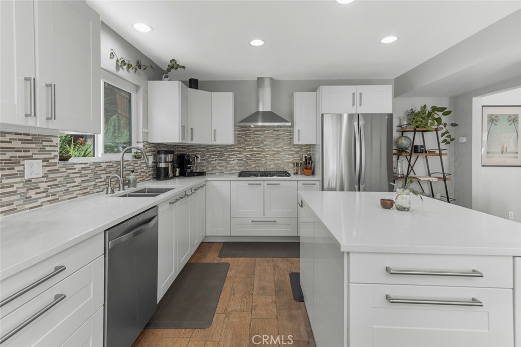 25262 Brigantine Drive