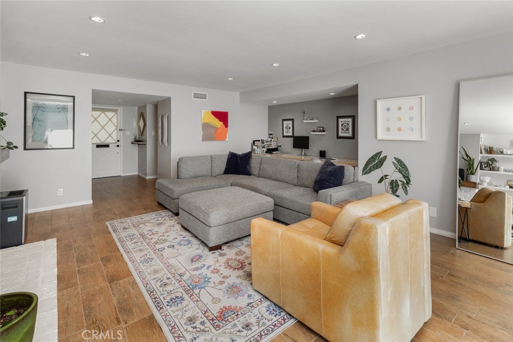 25262 Brigantine Drive