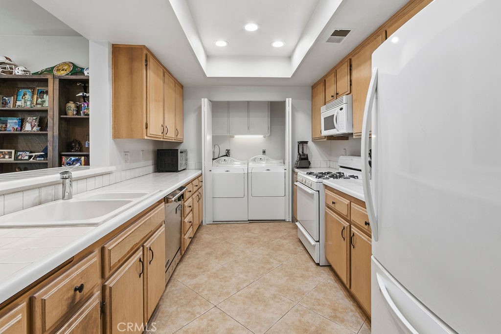 10361 Garden Grove Blvd 12