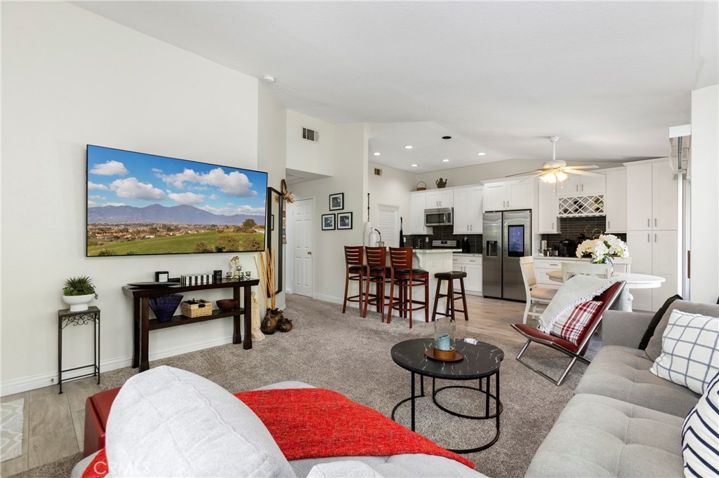 123 Chaumont Circle