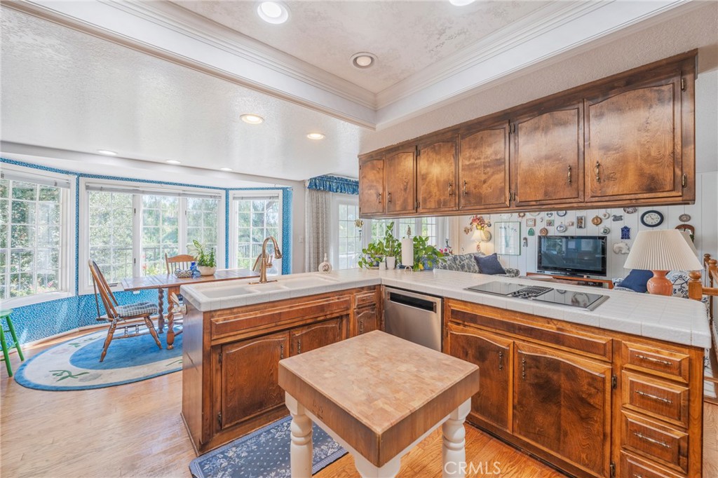 1920 Flint Rock Road