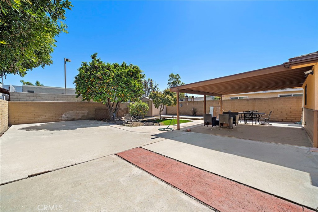 17162 Elm Lane