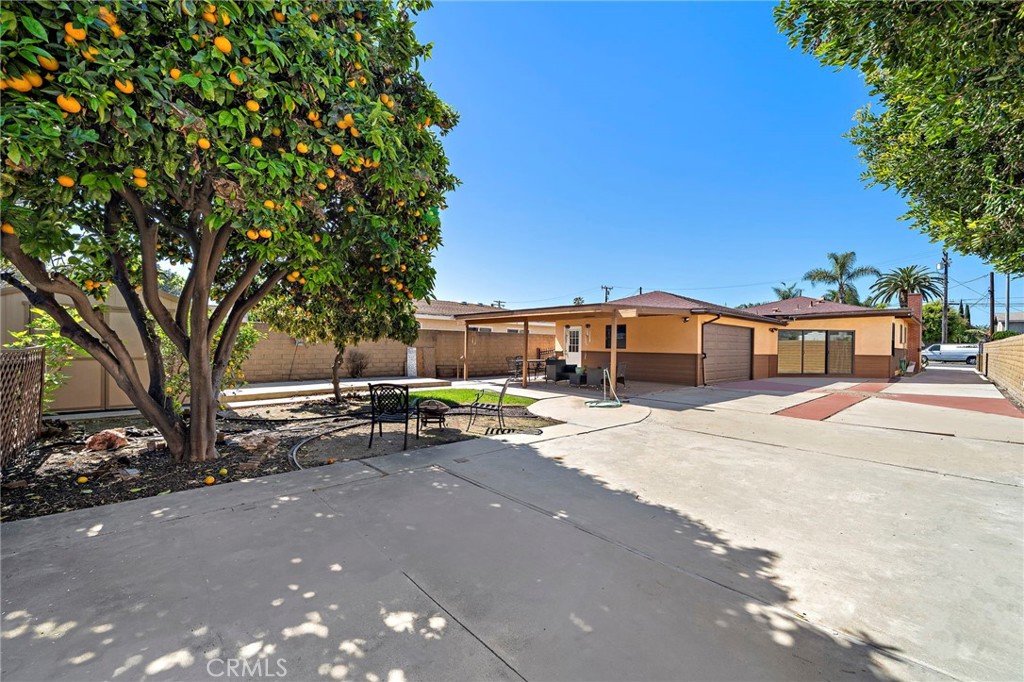 17162 Elm Lane