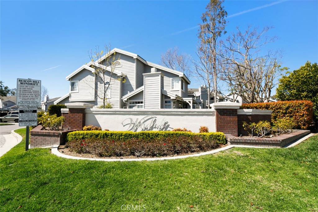 23 Campton Place