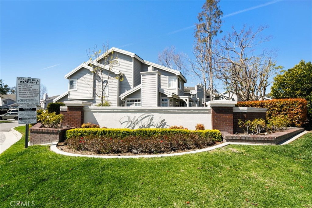 23 Campton Place