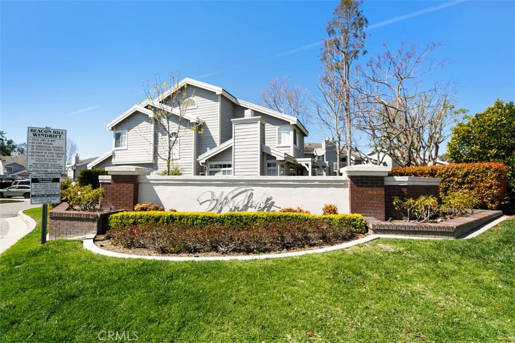 23 Campton Place