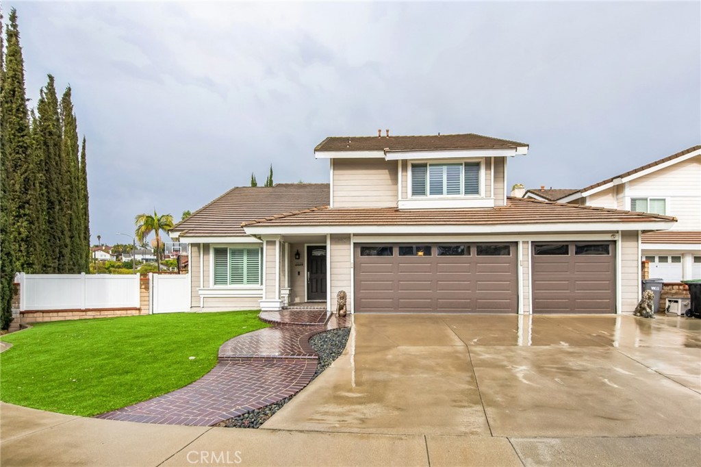 1338 Crestmont