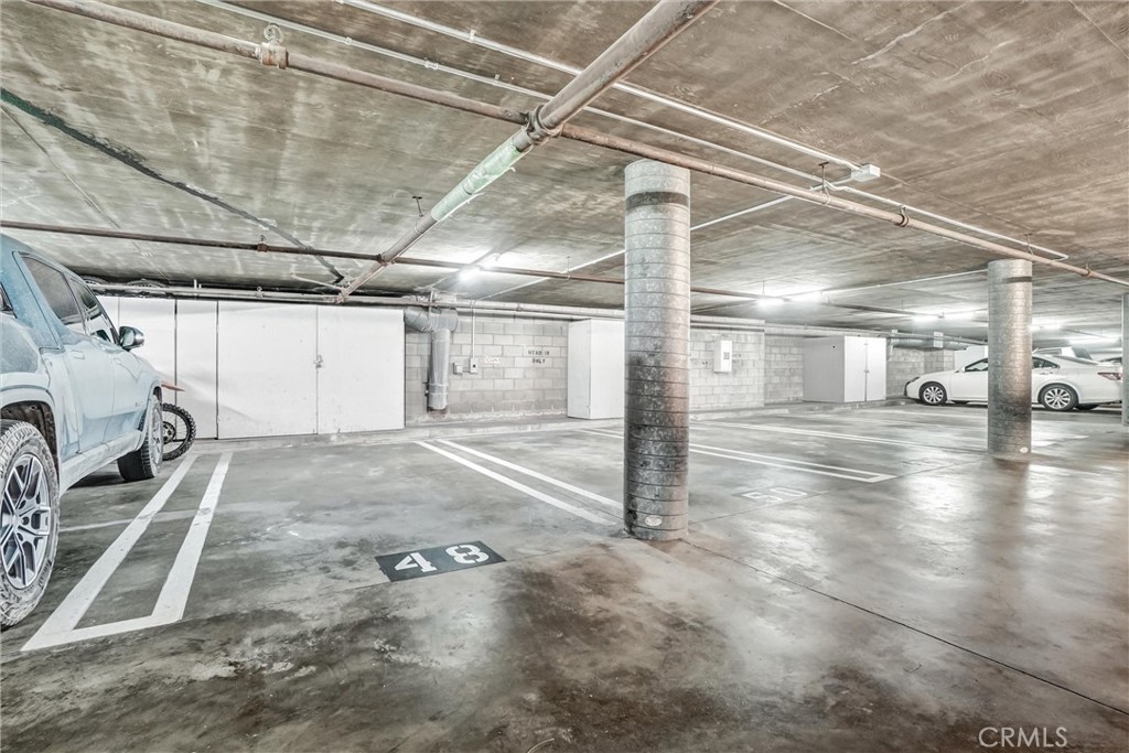 101 Scholz Plaza 224