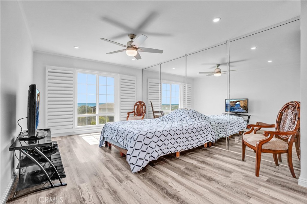 101 Scholz Plaza 224