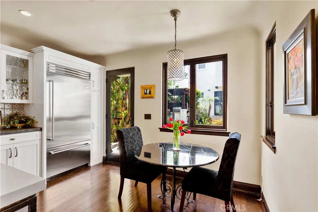 219 Ximeno Avenue