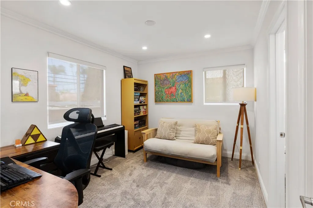 219 Ximeno Avenue