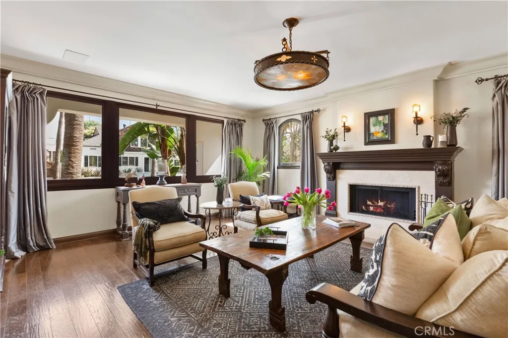 219 Ximeno Avenue