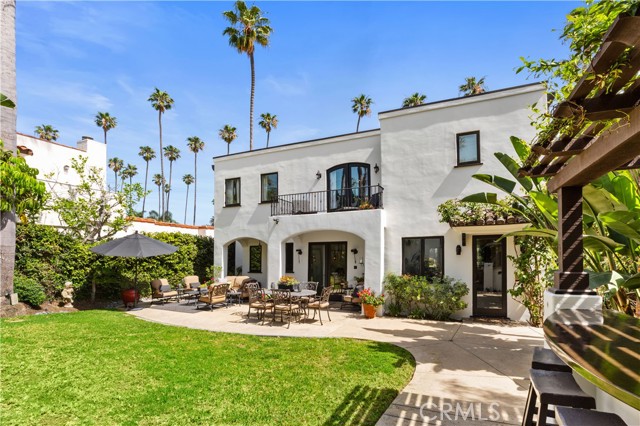 219 Ximeno AVE