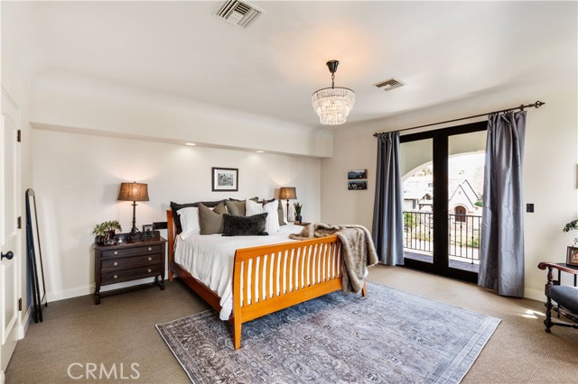 219 Ximeno AVE