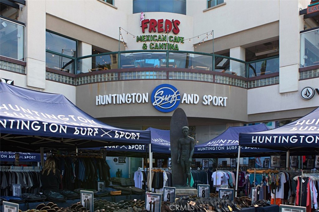 80 Huntington 402